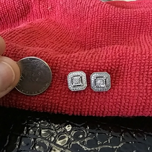 DIAMOND Natural and Sterling Silver Studs BLING - Picture 3 of 3